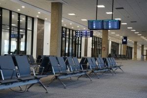 Intérieur aéroport bagages perdus volés endommagés